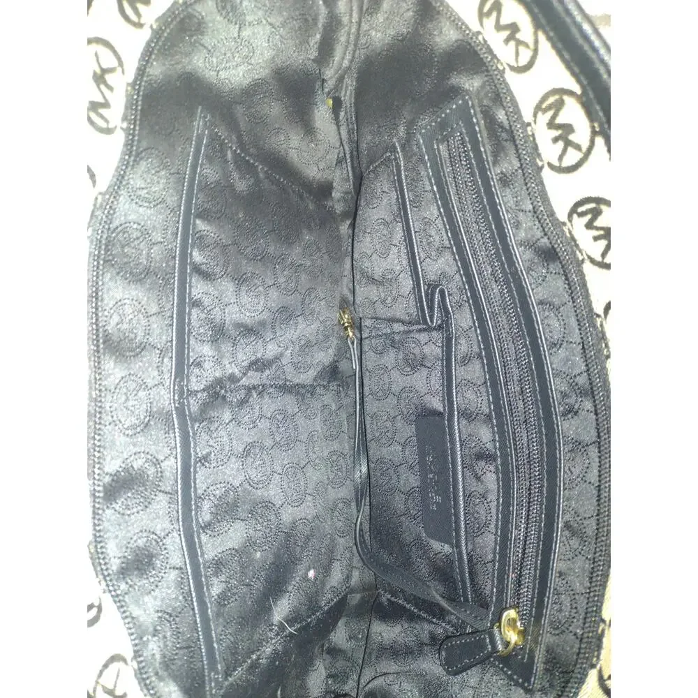 Michael Kors Kempton Purse